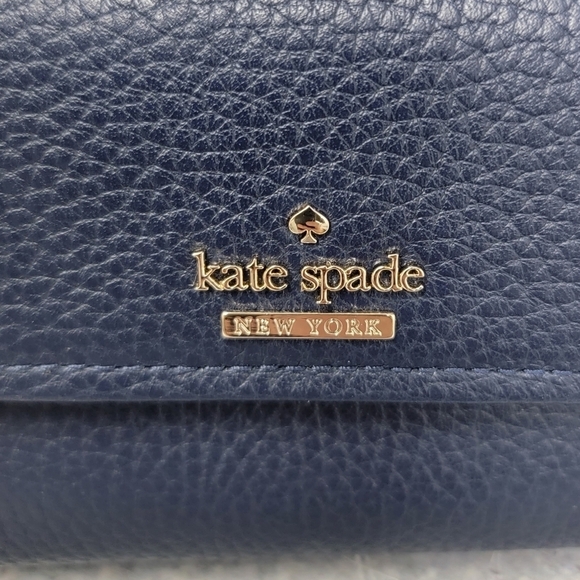 NWOT Kate Spade Navy Leather Flap Wallet Classic Neutral - Picture 2 of 4